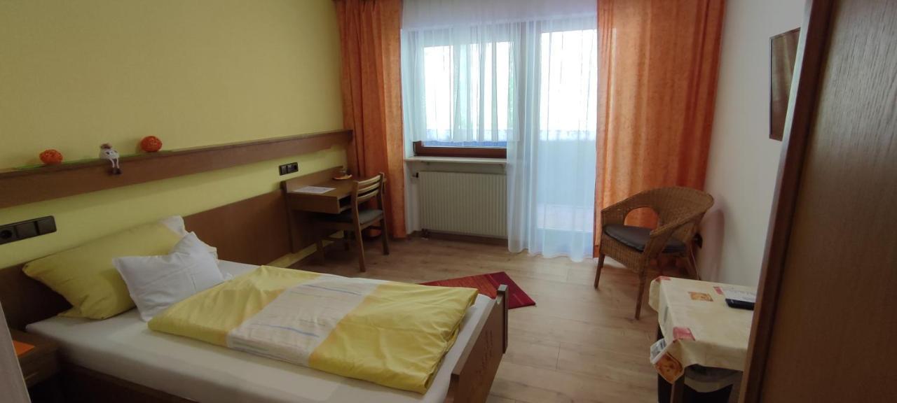 Landgasthof Heldenberg Lauterstein Extérieur photo